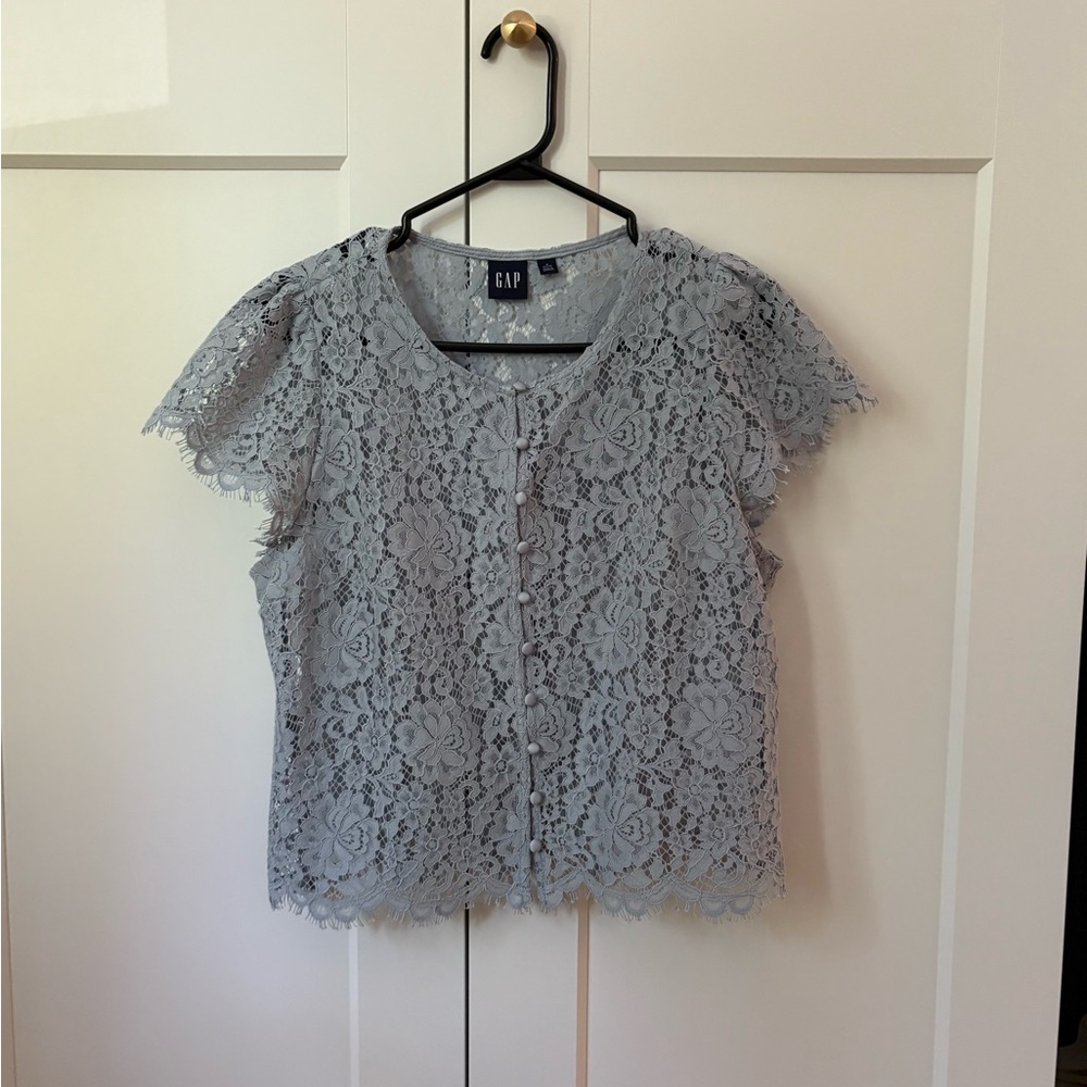 ⭐️GAP Light Blue-Gray Lace Top